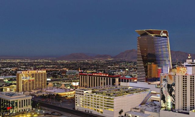 700 West Carson Avenue 2307, Las Vegas, NV 89106