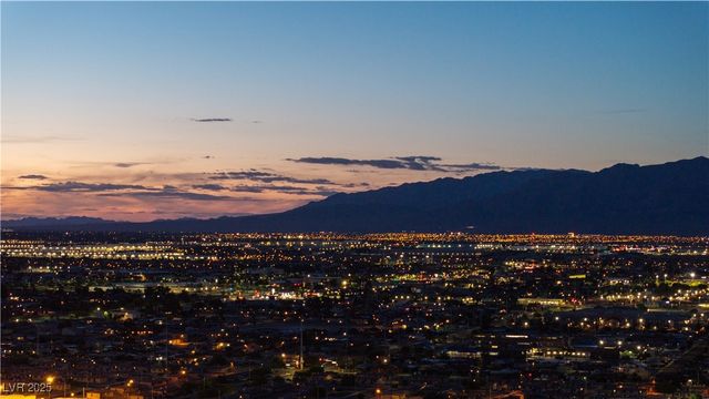 700 West Carson Avenue 2307, Las Vegas, NV 89106