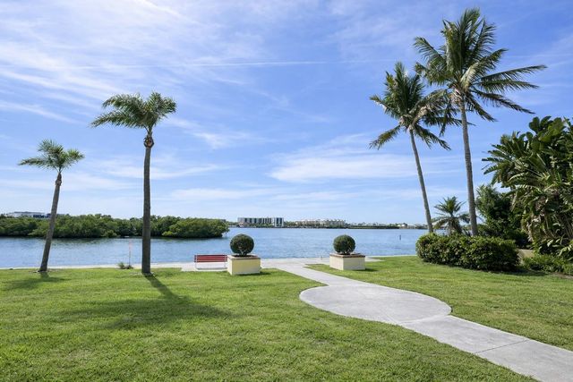 1741 SOUTHWOOD STREET 1741, Sarasota, FL 34231