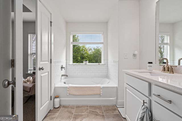 14 Cannondale Drive, Winder, GA 30680