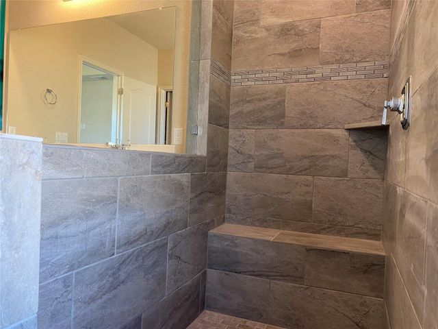 716 Red Barn BND, New Braunfels, TX 78130