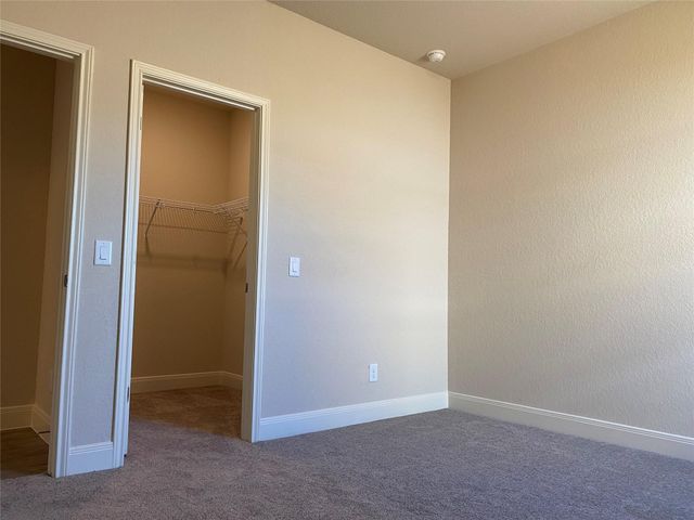 716 Red Barn BND, New Braunfels, TX 78130