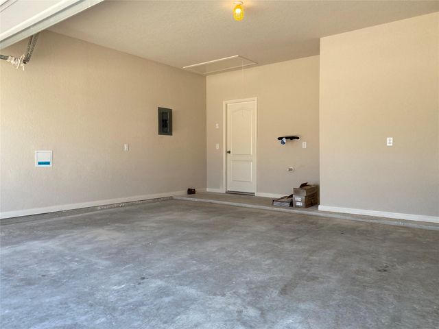 716 Red Barn BND, New Braunfels, TX 78130