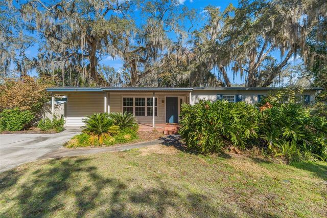 412 BERWICK AVENUE, Temple Terrace, FL 33617