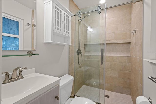 412 BERWICK AVENUE, Temple Terrace, FL 33617