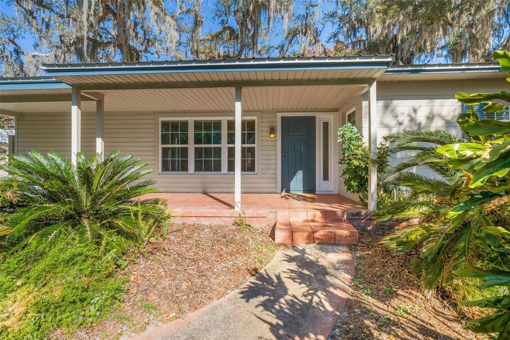412 BERWICK AVENUE, Temple Terrace, FL 33617