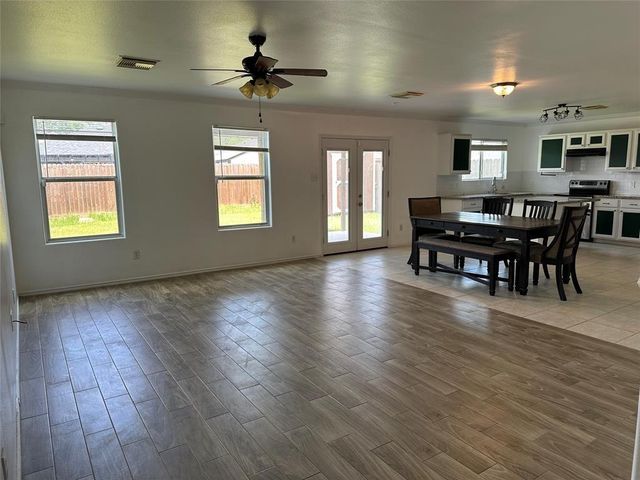 508 Birch Cluster Court, Conroe, TX 77301