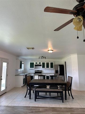 508 Birch Cluster Court, Conroe, TX 77301