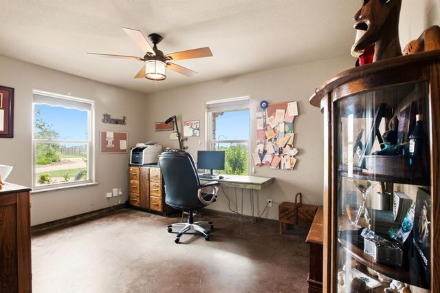 7835 Berger RD, Schulenburg, TX 78956