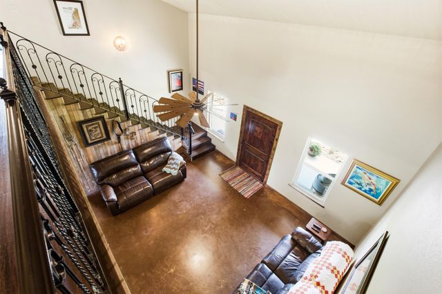7835 Berger RD, Schulenburg, TX 78956