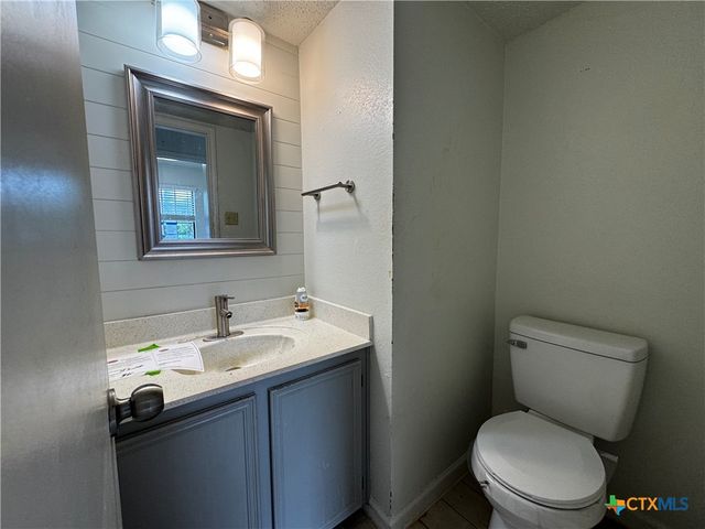 403 Red Oak Circle, Copperas Cove, TX 76522