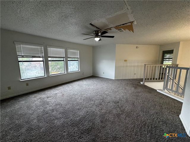 403 Red Oak Circle, Copperas Cove, TX 76522