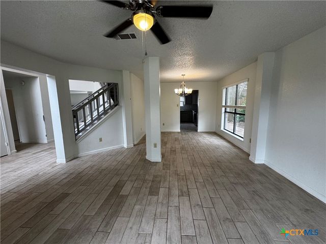 403 Red Oak Circle, Copperas Cove, TX 76522