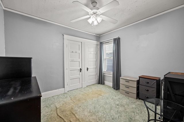 2843 S Linebarger TERRACE, Milwaukee, WI 53207
