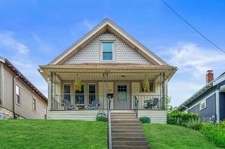 2843 S Linebarger TERRACE, Milwaukee, WI 53207