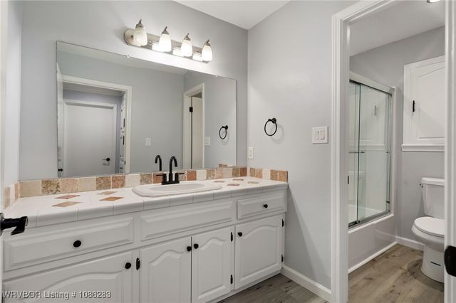 7709 Camelot Circle, Fort Smith, AR 72903