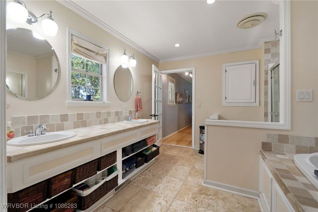 7709 Camelot Circle, Fort Smith, AR 72903