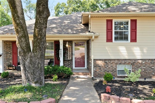 7709 Camelot Circle, Fort Smith, AR 72903