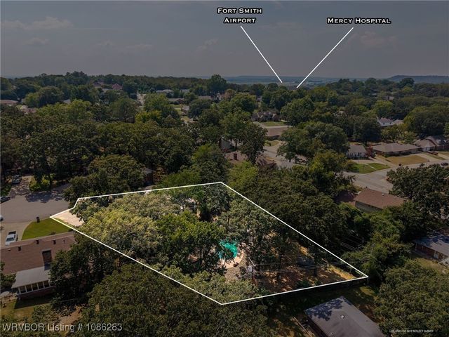 7709 Camelot Circle, Fort Smith, AR 72903