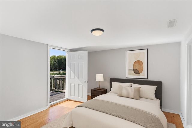 204 CUTLER AVE, Louisa, VA 23093