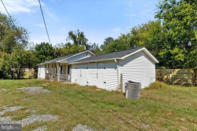 204 CUTLER AVE, Louisa, VA 23093