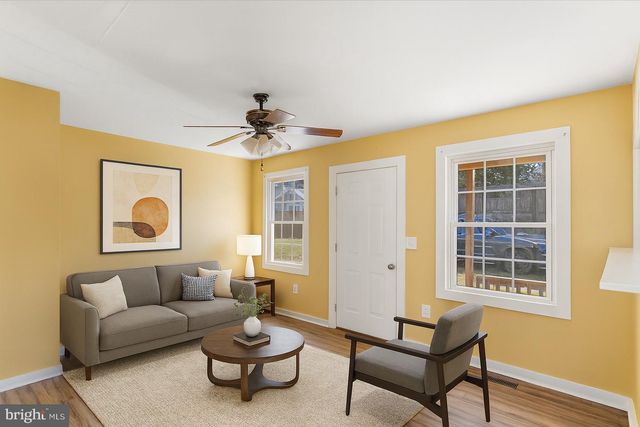 204 CUTLER AVE, Louisa, VA 23093