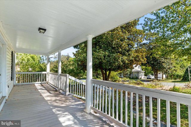 204 CUTLER AVE, Louisa, VA 23093