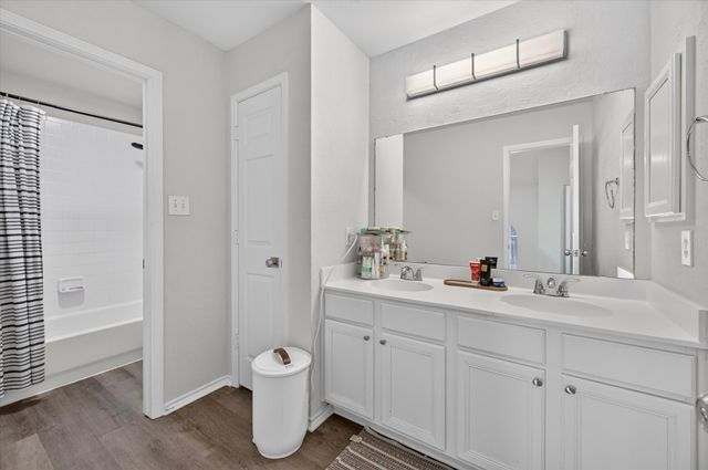 1004 Bonanza Drive, Arlington, TX 76001
