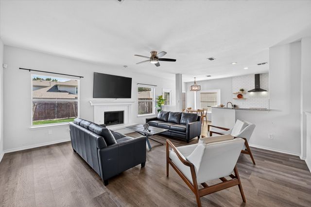 1004 Bonanza Drive, Arlington, TX 76001