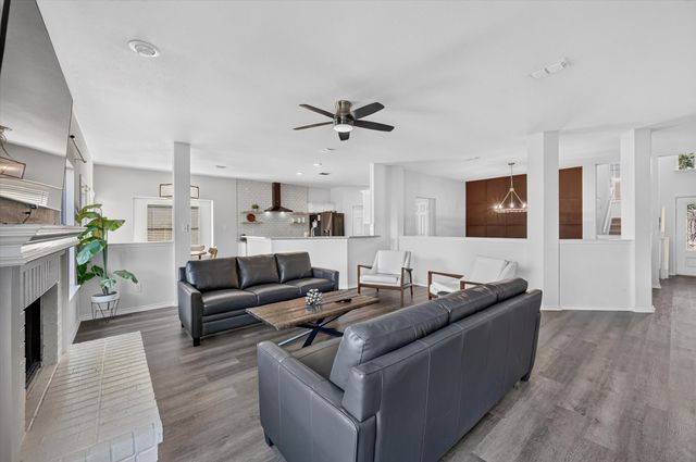 1004 Bonanza Drive, Arlington, TX 76001