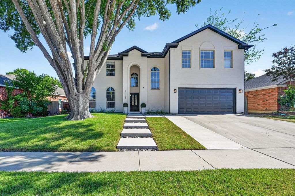 1004 Bonanza Drive, Arlington, TX 76001