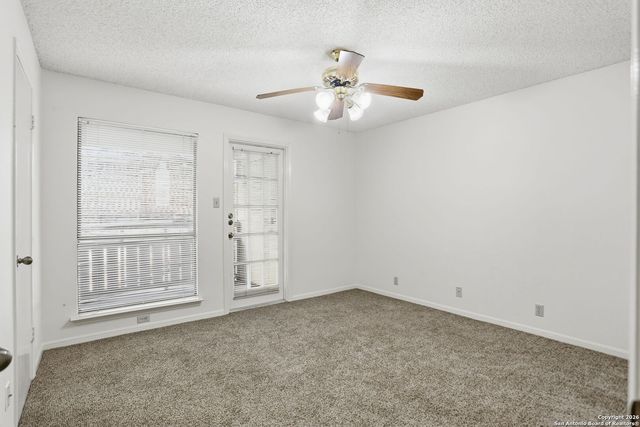 7738 Chambers Rd Apt 908, San Antonio, TX 78229