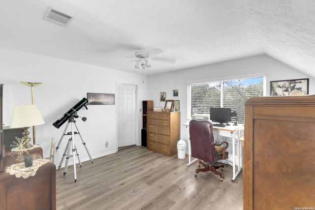 450 Stagecoach, Canyon Lake, TX 78133