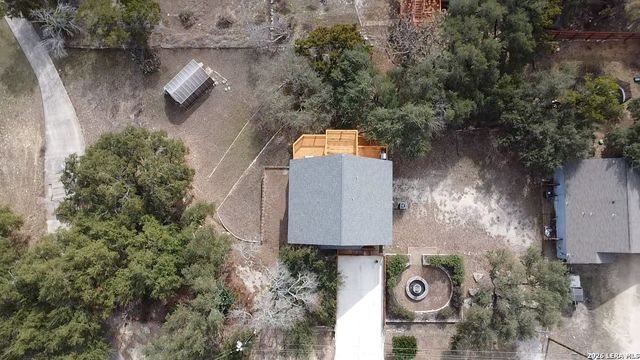 450 Stagecoach, Canyon Lake, TX 78133