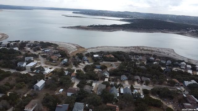 450 Stagecoach, Canyon Lake, TX 78133