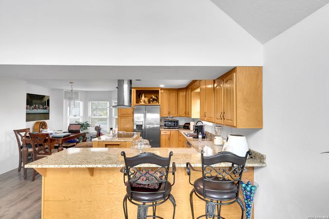 450 Stagecoach, Canyon Lake, TX 78133