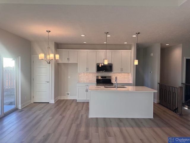 21151 Grand Avenue, Elkhorn, NE 68022