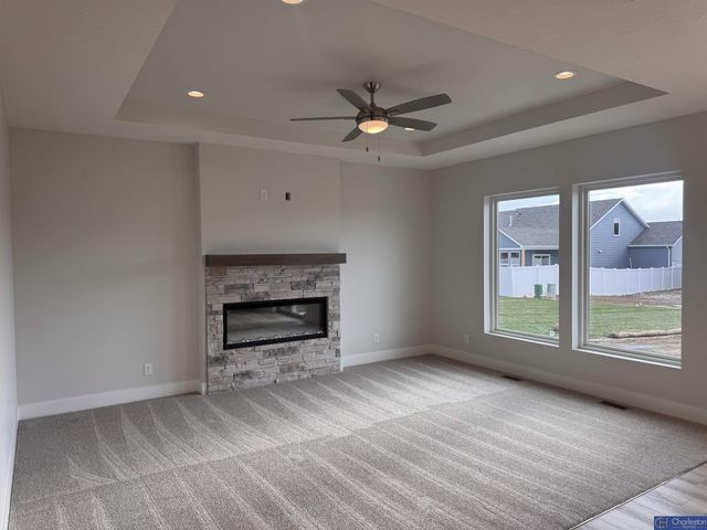 21151 Grand Avenue, Elkhorn, NE 68022