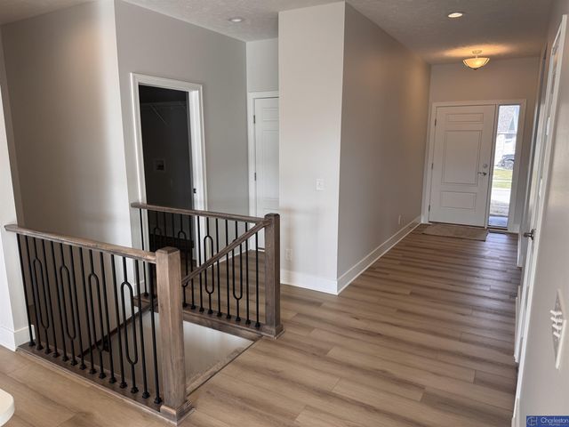 21151 Grand Avenue, Elkhorn, NE 68022