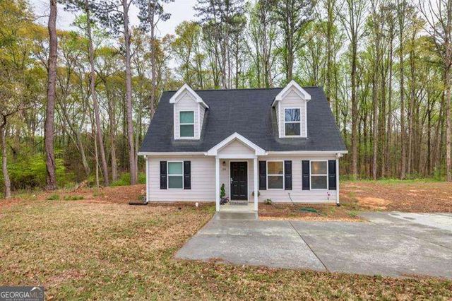 214 Walton Street, Loganville, GA 30052