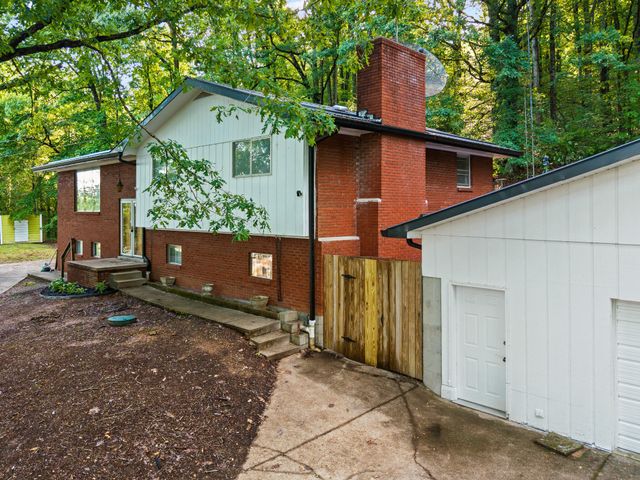 2371 State Highway 1568, Monticello, KY 42633