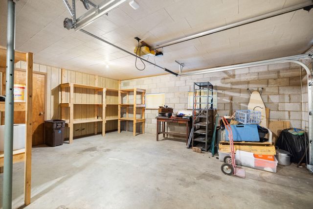 2371 State Highway 1568, Monticello, KY 42633