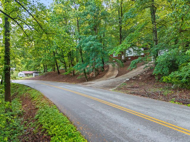 2371 State Highway 1568, Monticello, KY 42633