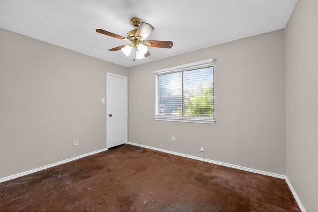 2221 Brookside Drive, Rowlett, TX 75088