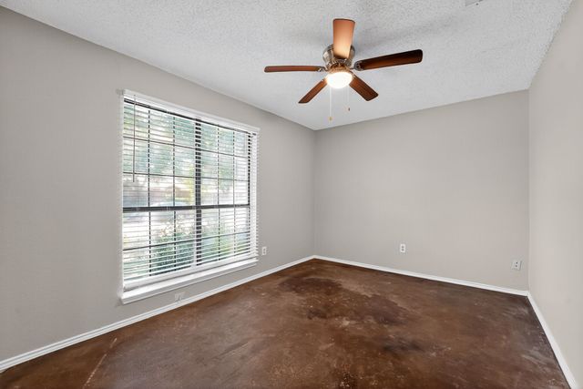 2221 Brookside Drive, Rowlett, TX 75088