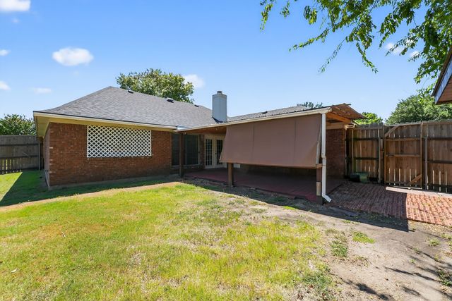 2221 Brookside Drive, Rowlett, TX 75088