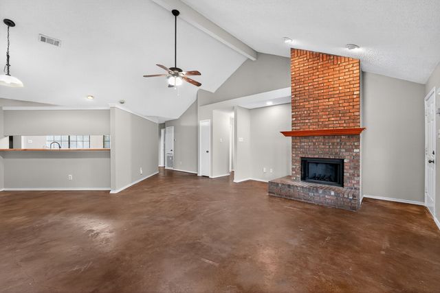 2221 Brookside Drive, Rowlett, TX 75088