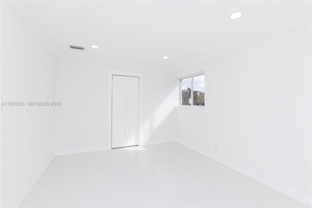 6610 Cody St, Hollywood, FL 33024