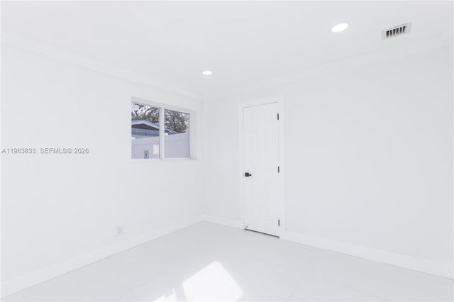 6610 Cody St, Hollywood, FL 33024