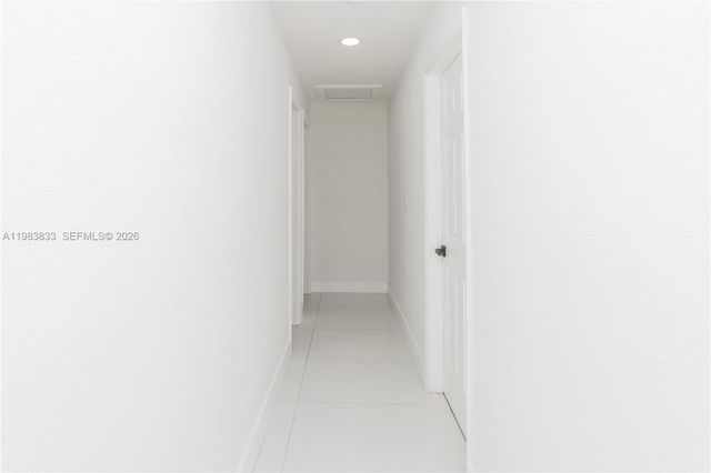 6610 Cody St, Hollywood, FL 33024